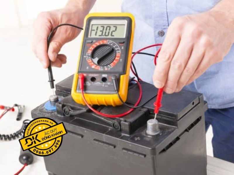 Hướng dẫn cách sạc bình ắc quy an toàn, hiệu quả