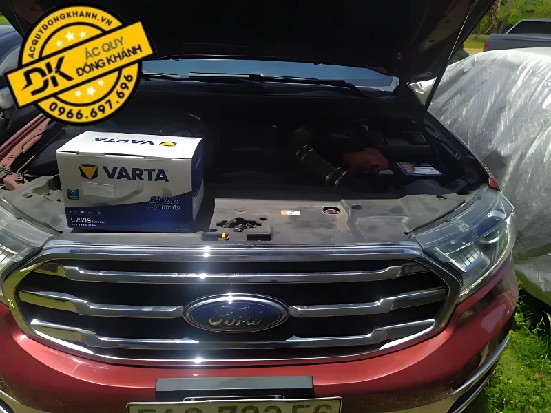 thông số ắc quy của xe ford everest