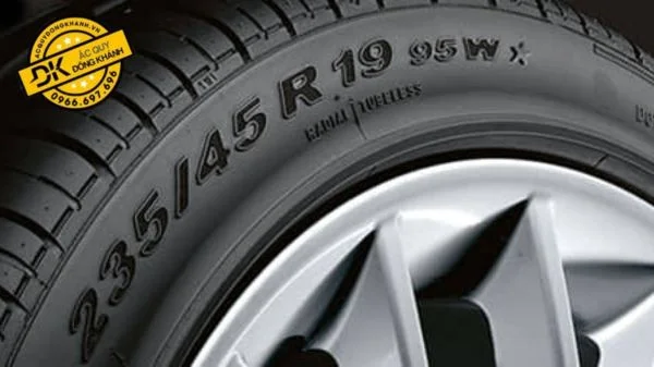 Xem thông số kỹ thuật trên lốp xe toyota