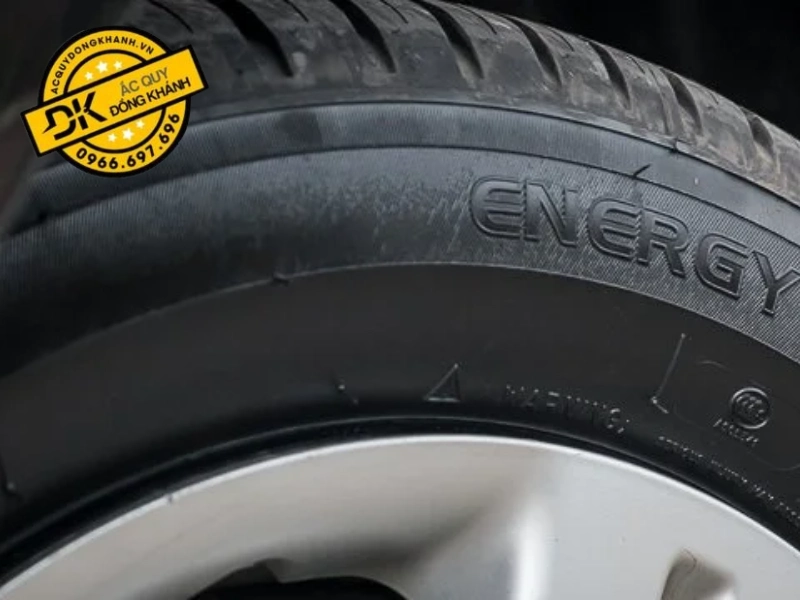 lốp michelin 215/65 r16 98h energy xm 2+
