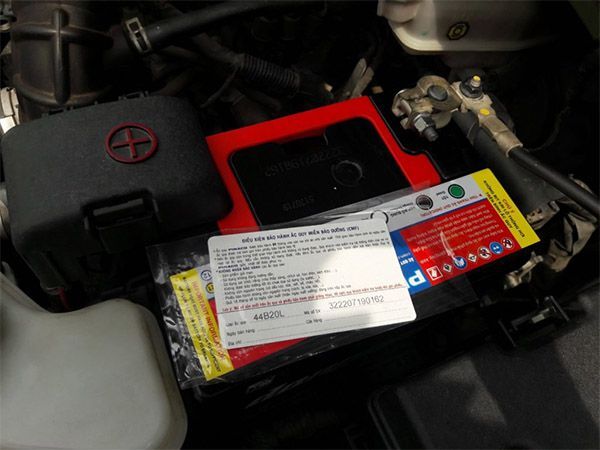 Khi nào bạn cần thay thế ắc quy xe i10