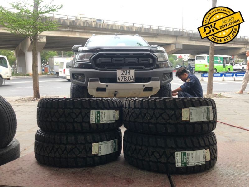 Lắp đặt Lốp Kumho 265/60R18 cho xe Ford Ranger