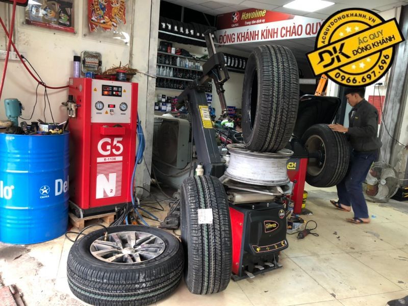 Lốp Bridgestone 265/60r18 684 Thái Lan