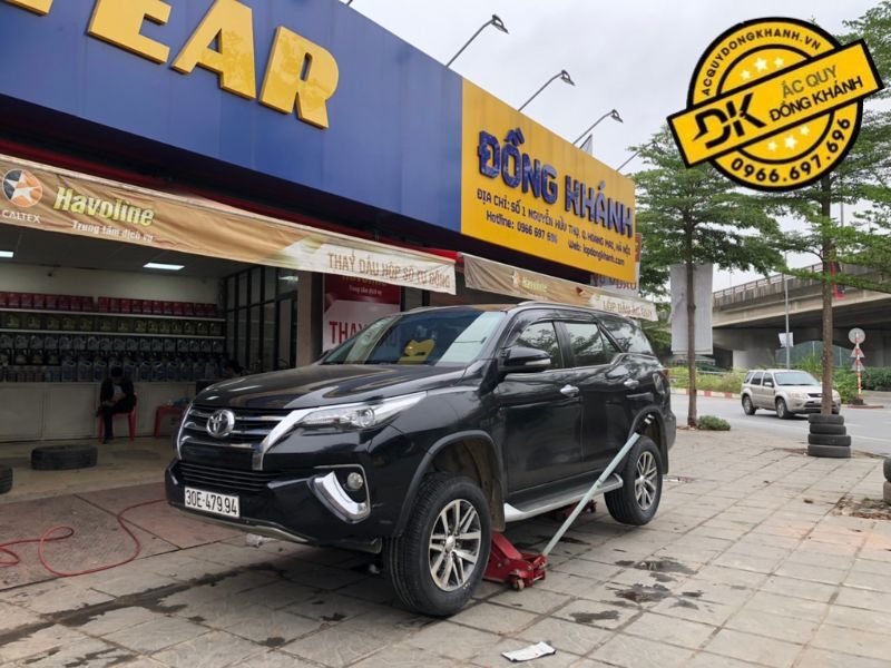 Lốp Bridgestone 265/60r18 684 Thái Lan