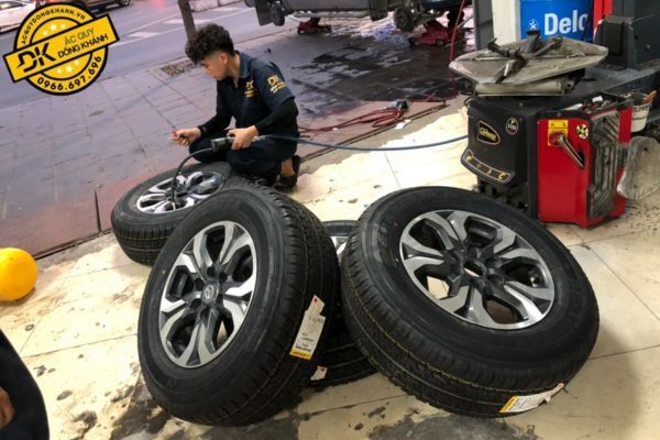 Lốp Dunlop